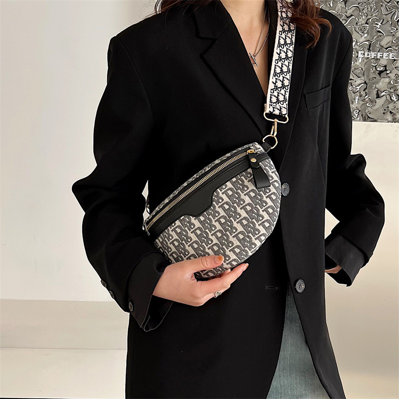 Ženska torbica s natpisom slova, minimalistički dizajn, novi model 2026, crossbody torba za svakodnevnu upotrebu