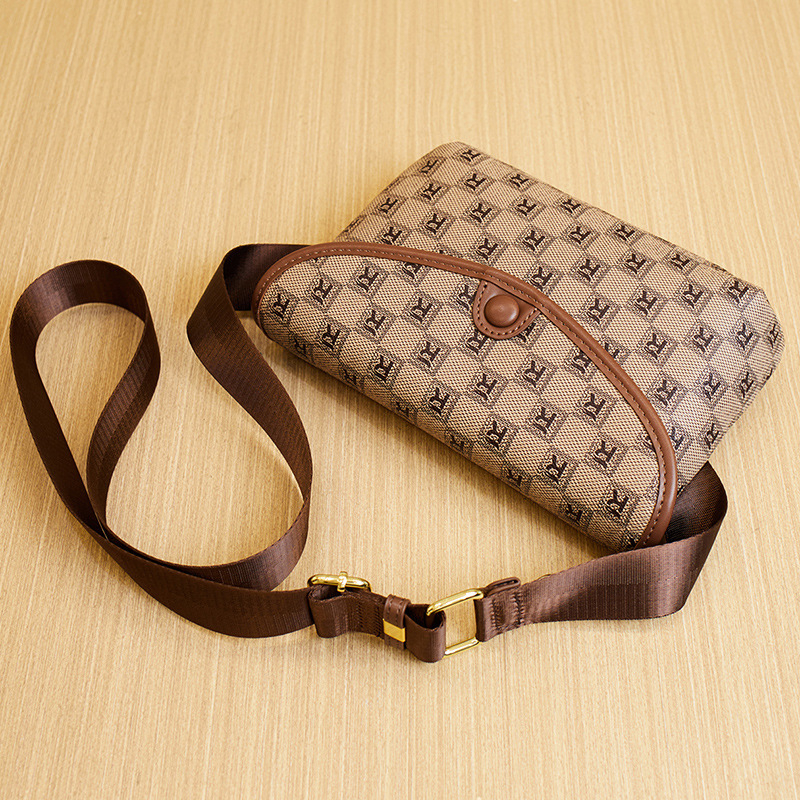 2026 nova mini crossbody torba sa širokim kaišem – unisex za svakodnevnu upotrebu (crossbody, struk, ispod ruke)