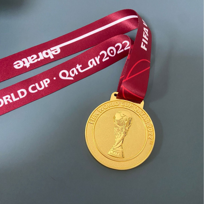 Medalje za nogometnu ligu Svjetskog prvenstva 2022 – medalje od legure za utakmice u Kataru