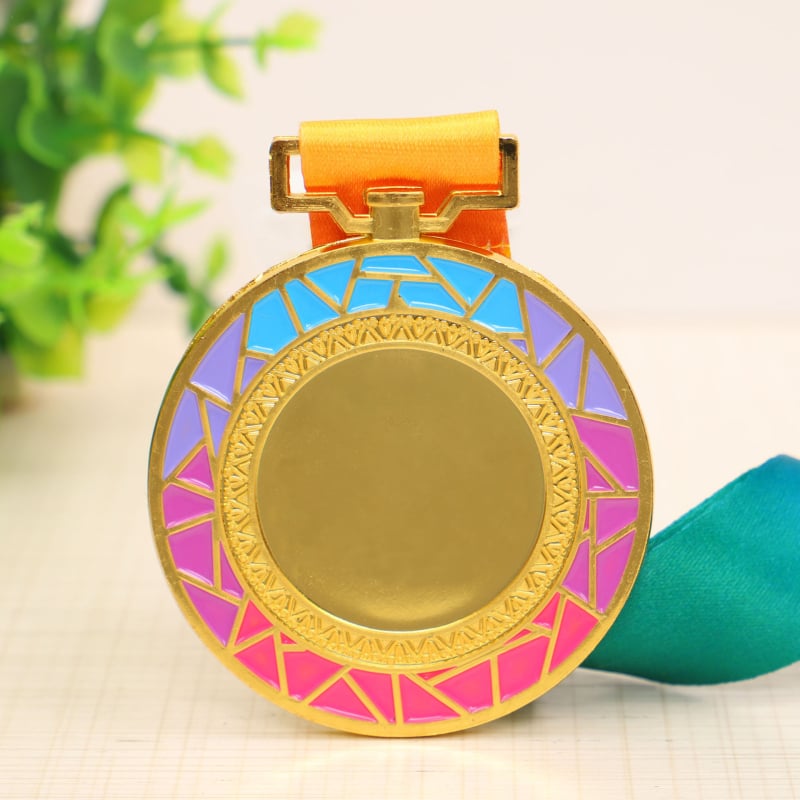 Fabricki prilagođene metalne medalje za maraton, taekwondo i atletske događaje, s bojanim smaltom