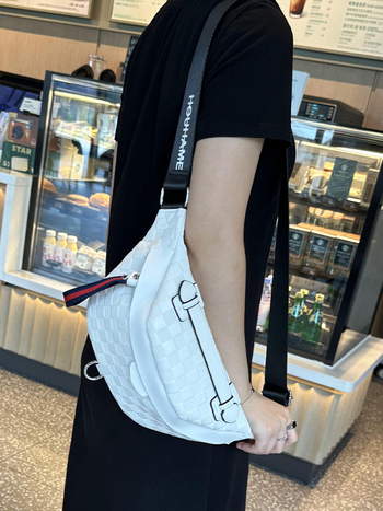 Ženska crossbody torba 2025, karirani uzorak, dumpling stil, casual