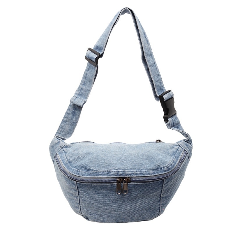 2025 Ženska crossbody torba od opranog denima, velika kapaciteta, umjetnički stil, ulična moda, s jednim remenom