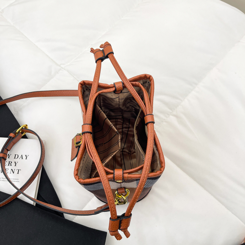 Ženska karirana bucket torba, tekstura 2025, crossbody, praktičan veliki kapacitet