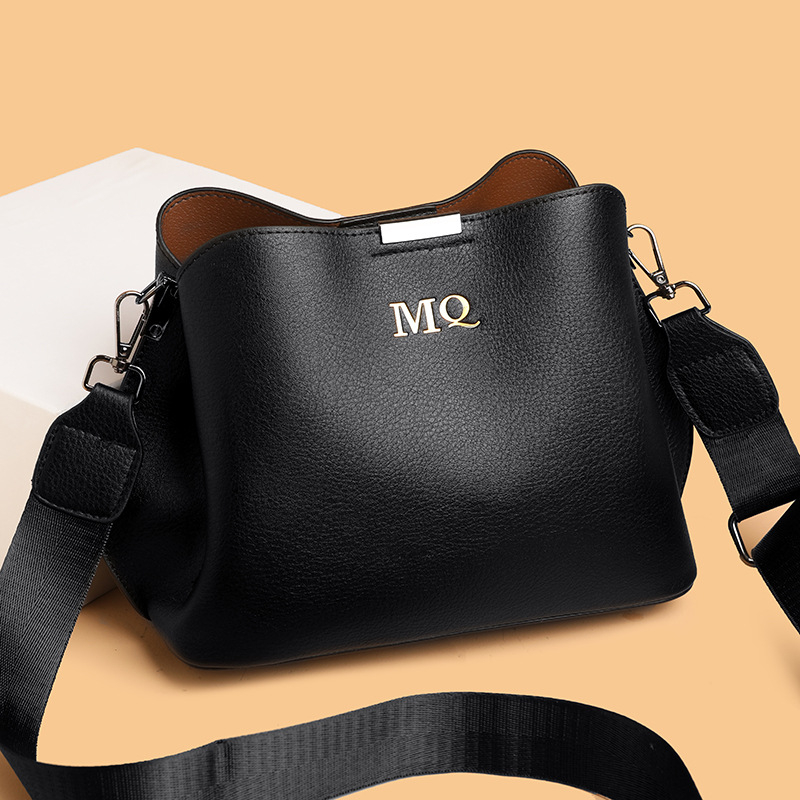 Ženska tote torba velikog kapaciteta, moderna i svestrana, za nošenje preko ramena ili crossbody, retro dojam visoke klase