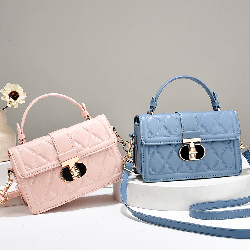 Ženska torba 2025 — nova linija, svestrana mala kvadratna torba s jednom ramenskom remenom, crossbody, lagani luksuzni PVC, gradski stil, svakodnevna upotreba
