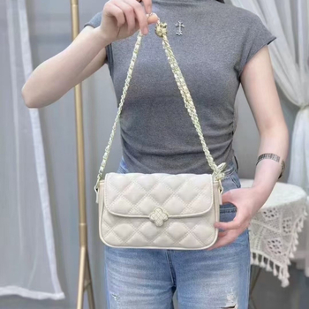 Jacques ženska crossbody torbica od PU, mala, vodoravni kvadratni oblik s rombom šavom, lančani remen, zatvaranje preklopom, poliester podstava, unutarnja džep s zipom, gradski minimalistički stil, jesen 2025