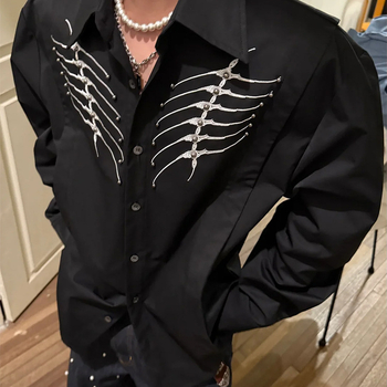 Kék férfi hosszú ujjú inget-jacket szegecses hímzéssel, elegáns megjelenés
