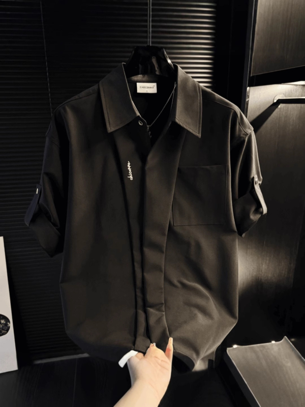 Férfi slim-fit nyári ing, fehér, rövid ujjú, casual elegáns stílus, koreai dizájn