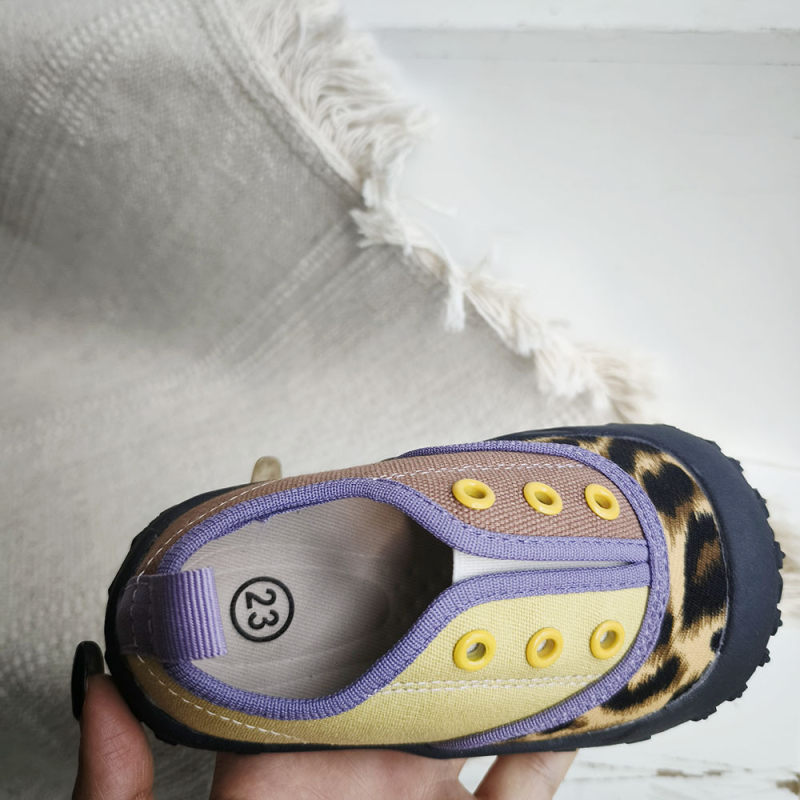 2025 Dječje tenisice s kontrastnim blokovima boja, kariranim uzorkom, slip-on, mekana potplata, platnene tenisice, unisex