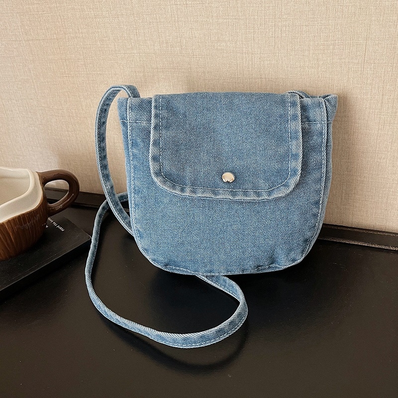 Džins Crossbody torbica s preklopom, korejskog stila, casual i svestrana, za telefon, umjetničkog i trendovskog izgleda.