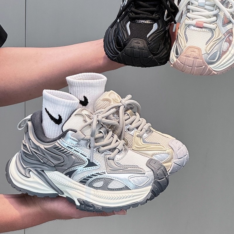 Παιδικά παπούτσια τύπου dad shoes με ασημένιο σχέδιο φιδιού, Velcro και καουτσούκ σόλα