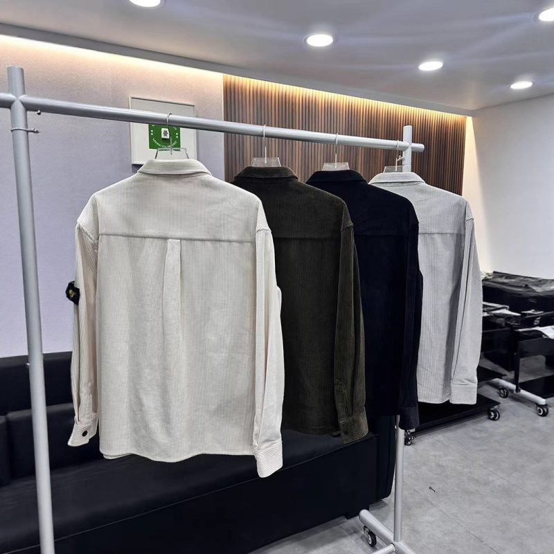 Corduroy ing logóval, egyszínű, hosszú ujjú, rever gallér, uniszex