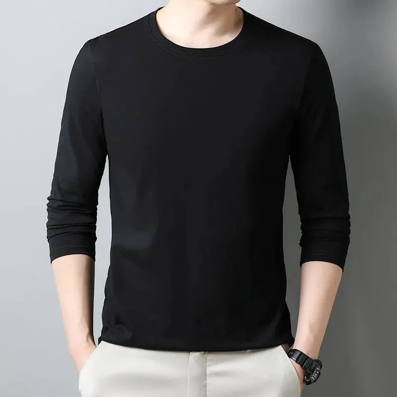Ανδρικό μακρυμάνικο T-shirt από βαμβάκι, μονόχρωμο, στενή γραμμή, λαιμός στρογγυλός, για τον χειμώνα, άνετο ως βασικό ρούχο.