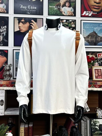 Ανδρικό μακρυμάνικο T‑shirt από 100% βαμβάκι, μονόχρωμο, χαλαρή γραμμή, κατάλληλο για άνοιξη και φθινόπωρο