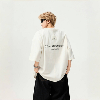 T-shirt από 100% βαμβάκι, βαρύ ύφασμα, με αμερικάνικο κεντημένο λογότυπο, ανδρική, κοντά μανίκια, χαλαρή γραμμή, στρογγυλός λαιμός, για καλοκαίρι