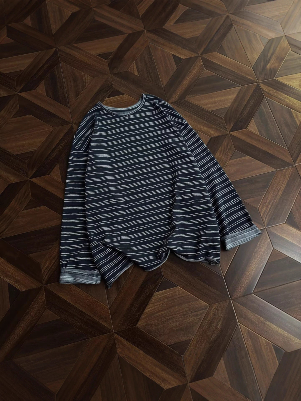 Muška majica s dugim rukavom s prugama, okrugli izrez, američki retro stil, udoban široki kroj, jesen 2025