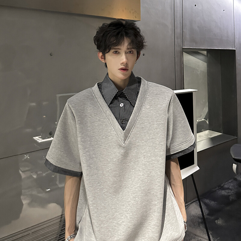 Ανδρικό κοντομάνικο T‑shirt με patchwork γιακά, ψεύτικος διπλός σχεδιασμός, αμερικανικό streetwear