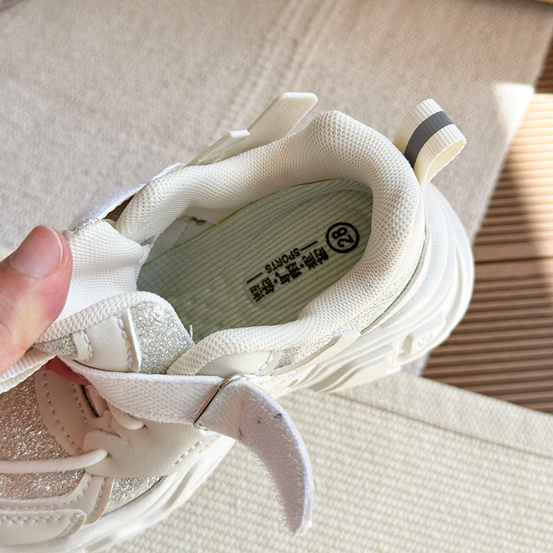 Dječje sportske tenisice s šljokicama, mekani potplat, casual dad sneakers stil, proljeće 2026