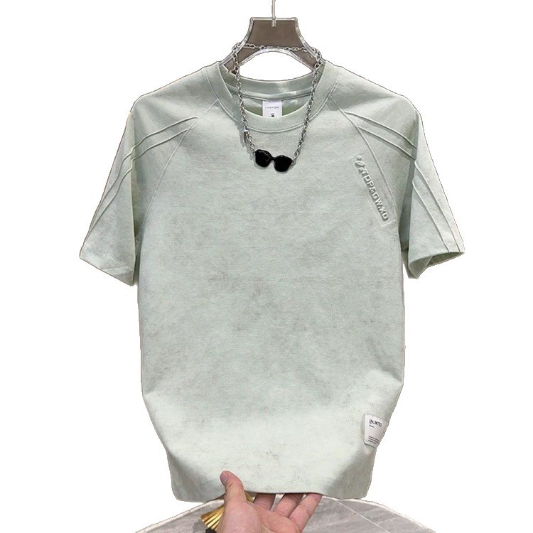 Férfi tie-dye rövid ujjú póló, 2026 nyár, egyszerű panel dizájn, sokoldalú, elegáns megjelenés