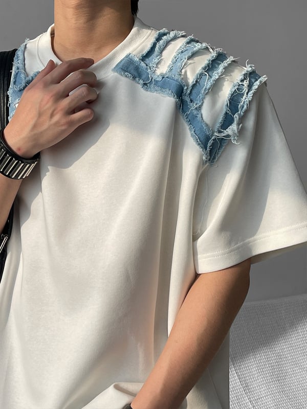 Ανδρικό T-shirt χαλαρής γραμμής με patch από denim στους ώμους, streetwear αμερικορικού στυλ, υψηλής ποιότητας αίσθηση