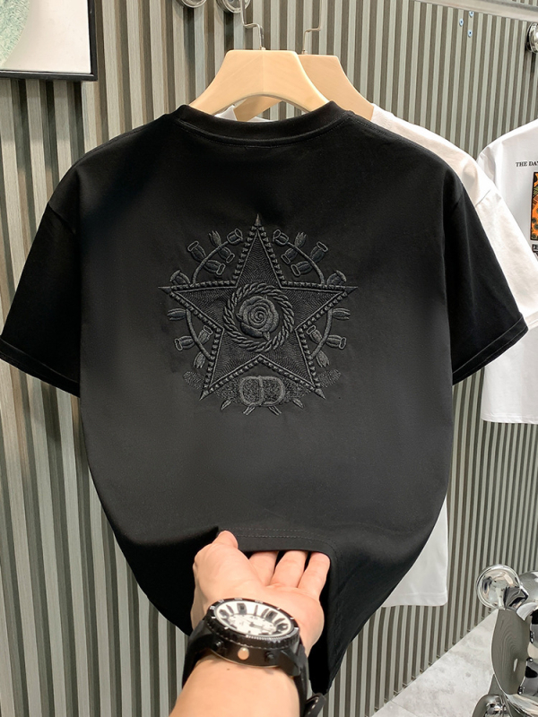 Αντρικό καλοκαιρινό T‑shirt με κέντημα και γεωμετρικό μοτίβο ζακάρ, κοντό μανίκι, στρογγυλή λαιμόκοψη