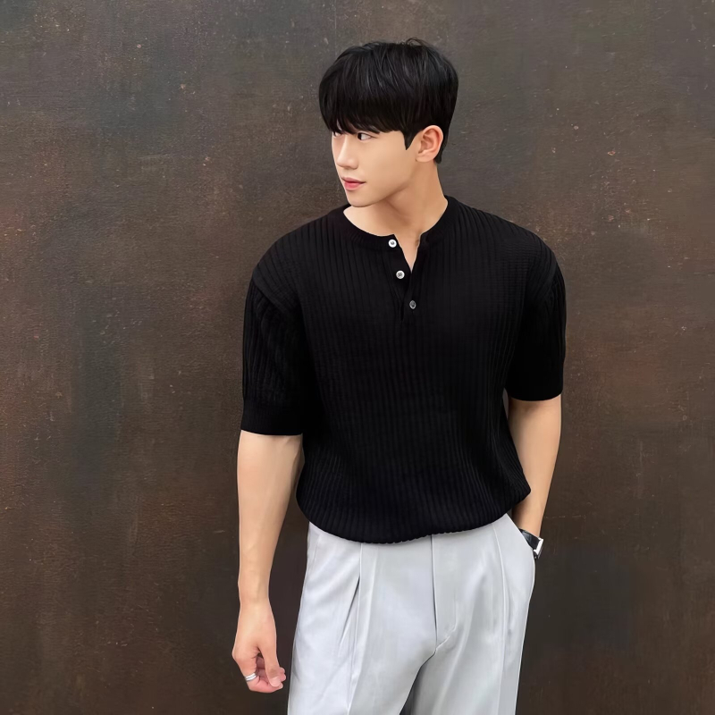 Muško ljetno polo s Henley ovratnikom, kratki rukavi, opušten kroj, vertikalne pruge, korejski stil, tanak materijal