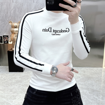 Ανδρικό μακρυμάνικο βάσης T‑shirt με επένδυση φλίς, κεντημένα γράμματα, στενή γραμμή, λαιμό μισού ύψους