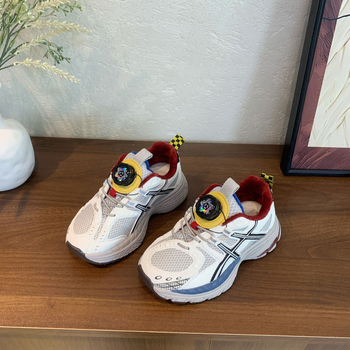 2025 nove dječje tenisice s flis podstavom, mrežastim gornjim dijelom, dizajn s rotirajućom kopčom, tople i udobne za dječake i djevojčice (Dad Shoes stil)