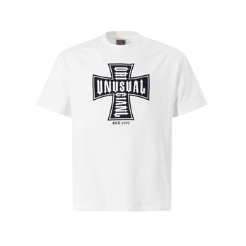 Ανδρικό βαμβακερό κοντομάνικο T‑shirt με εκτύπωση διασταυρωμένων γραμμάτων, streetwear έμπνευση, φαρδιά γραμμή, στρογγυλός λαιμός, καλοκαίρι