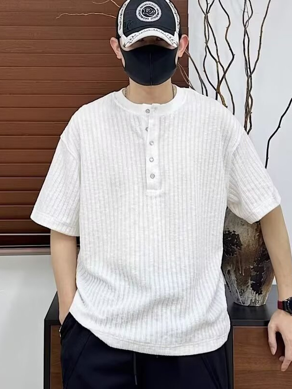 Αντρικό T-shirt με λαιμό Henley, κοντά μανίκια, καλοκαιρινή νέα γραμμή, υψηλής ποιότητας, άνετη, διαπνέουσα υφή