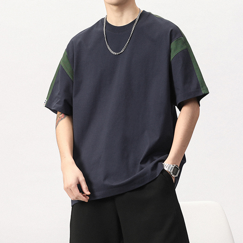 Ανδρικό T-shirt με κοντά μανίκια, patchwork και color-block, χαλαρή γραμμή, καλοκαίρι 2026, ευέλικτο τοπ