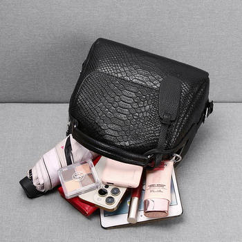 Torba za žene od prave kože, novi model, za nošenje u ruci ili preko ramena, utisnut uzorak zmije na vršnom sloju kože, crossbody torba za svakodnevnu ležernu upotrebu, mekana koža