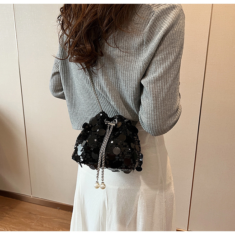 Ženska torbica s šljokicama, bucket bag, mala, večernja torbica, s remenom preko ramena ili crossbody