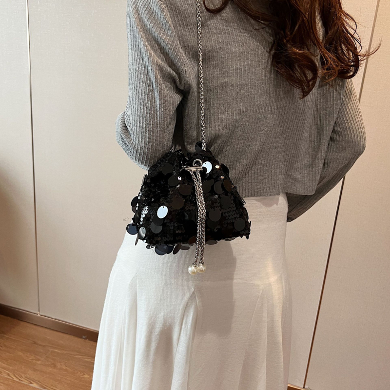 Ženska torbica s šljokicama, bucket bag, mala, večernja torbica, s remenom preko ramena ili crossbody