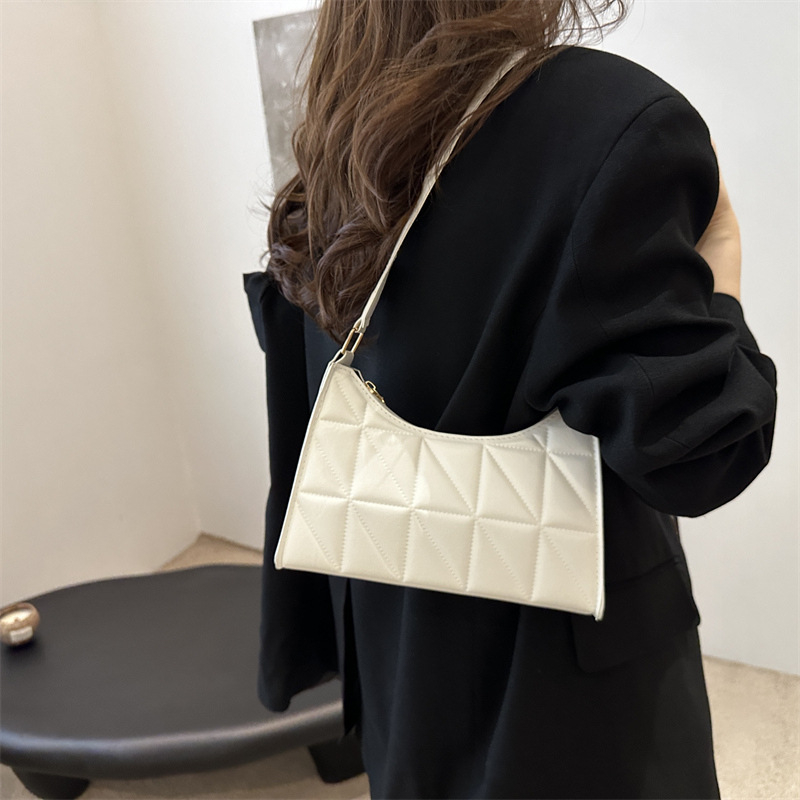 Nova modna torbica za rame, jednobojna, luksuzna ženska crossbody torbica, mala torbica s kariranim uzorkom