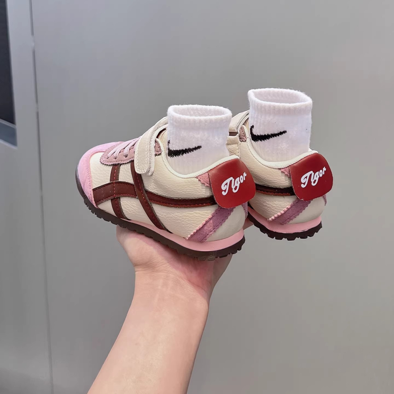 Dječje tenisice od prave kože sa Velcro kopčom, proljeće 2026, unisex, korejskog stila casual sportske tenisice, gumeni potplat protiv klizanja
