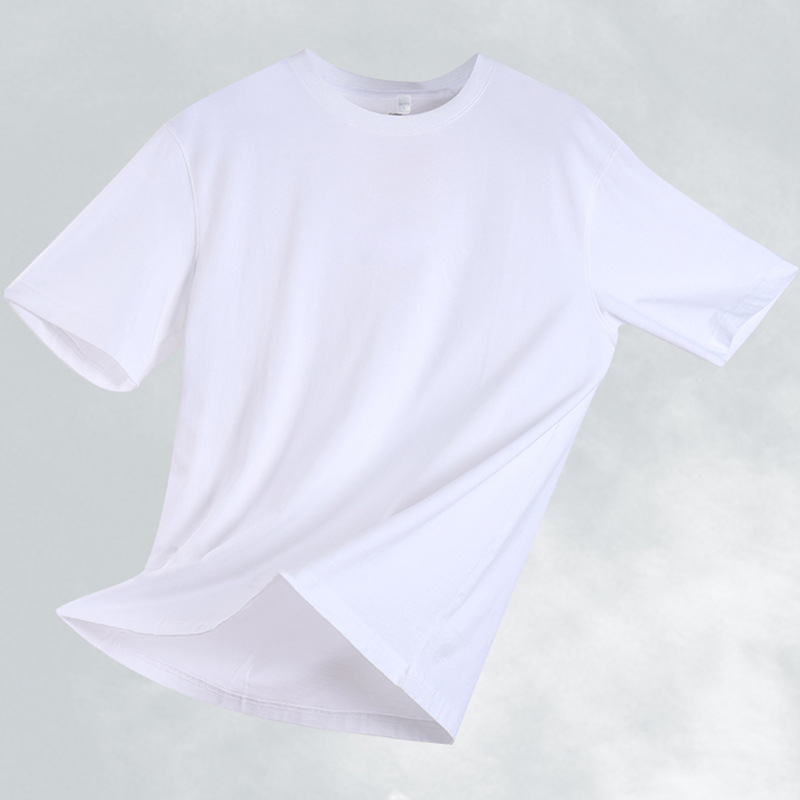 Ανδρικό λευκό κοντομάνικο T‑shirt από 100% βαμβάκι, στρογγυλός λαιμός, χαλαρή εφαρμογή, καλοκαίρι