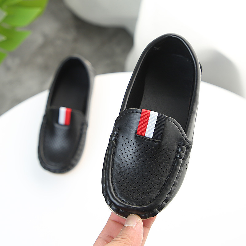 Gyerekeknek készült bőrcipő, puha talpú slip-on, tavasz–ősz 2025