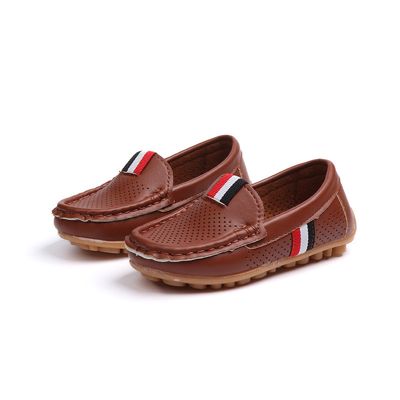 Gyerekeknek készült bőrcipő, puha talpú slip-on, tavasz–ősz 2025