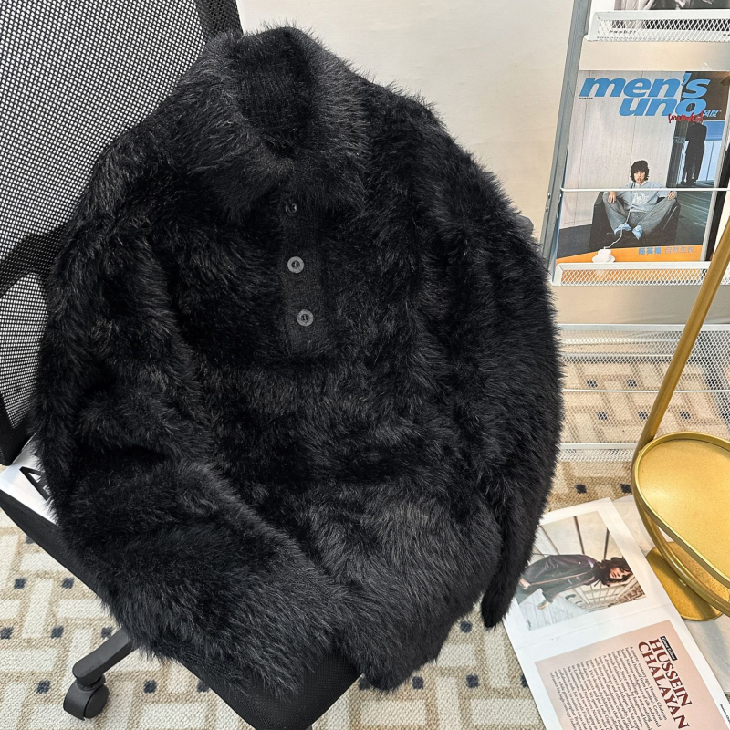 Ανδρικός πουλόβερ σε κορεατικό στυλ, χρώμα βερίκοκο, με κουμπωτό γιακά τύπου polo, μαλακό πλεκτό με εσωτερική επένδυση Mink Cashmere
