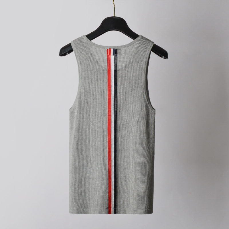 Muški pamukasti tank top s prugama, prozračan i lagan za ljeto - Model B0280