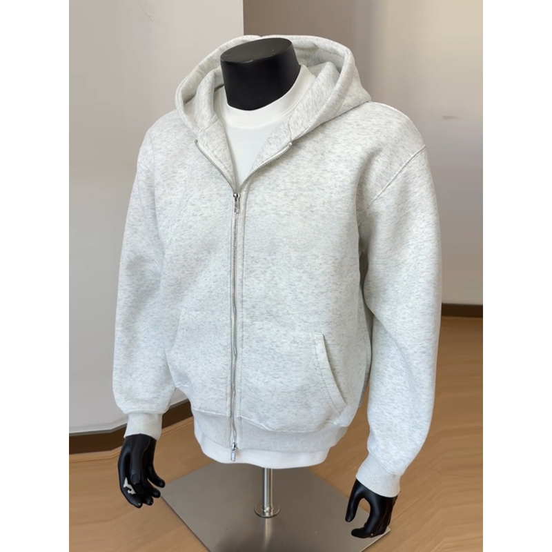 Ανδρικό cardigan-φούτερ σε λευκό και γκρι, με διπλής κατεύθυνσης φερμουάρ, φθινοπωρινό CleanFit με κουκούλα