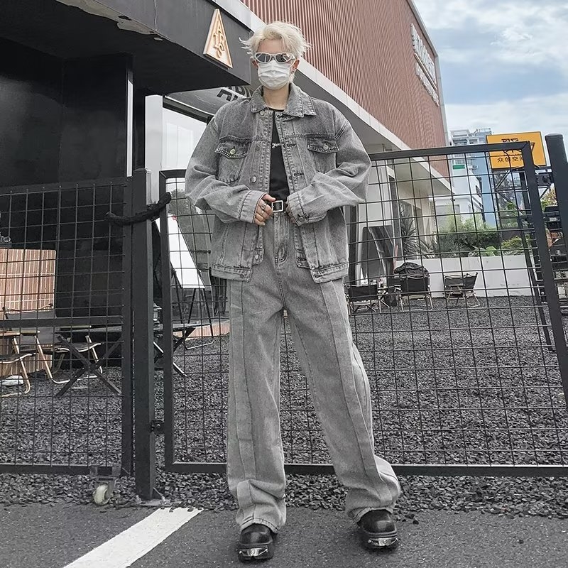 Patchwork részletekkel készült mosott denim dzseki férfiaknak, tavasz–ősz
