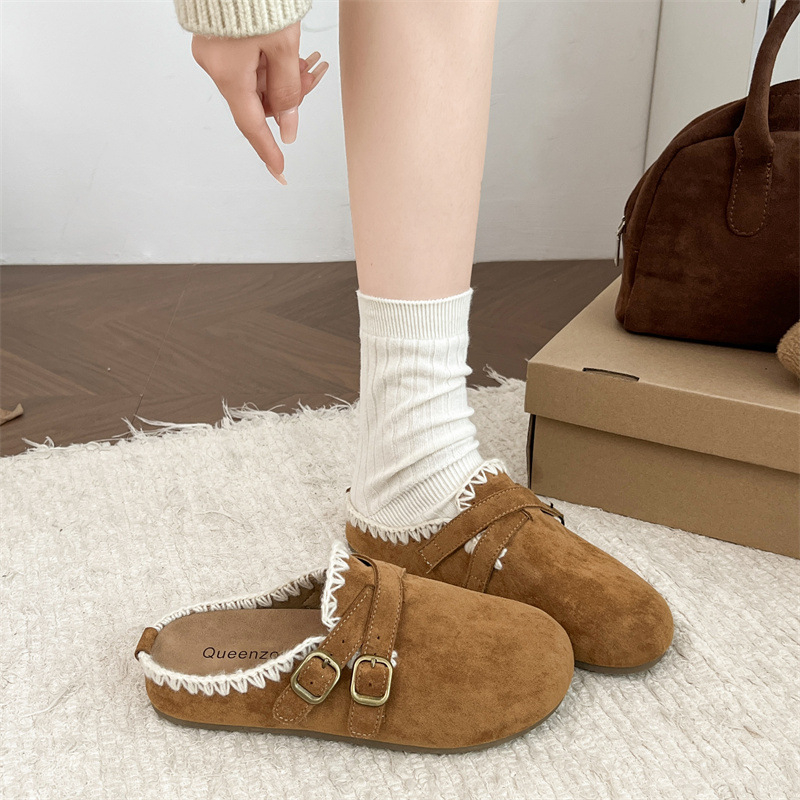 Ženske bijele sandale u kraljevskom stilu s retro debelim potplatom i zatvorenim prstima, inspirirane Birkenstock, jesen 2025