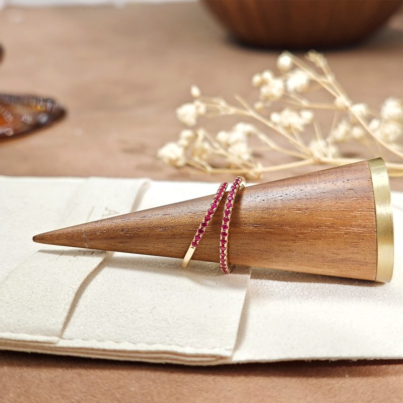 Dunli Jewelry S925 srebrni prsten s crvenim korundom u nizu i pavé dijamantima, minimalistički stil, za žene