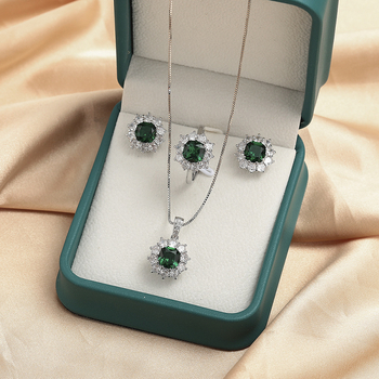 Heart Ornament set nakita s pozlaćenom bakrenom podlogom, zelene cirkoni, ogrlica, prsten i naušnice u retro euro-američkom stilu