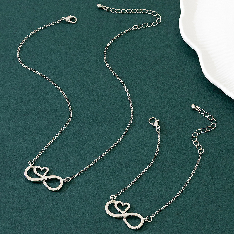 Minimalistički metalni set nakita sa simbolom srca: ogrlica, narukvica i naušnice, francuski stil, modni nakit za Valentinovo
