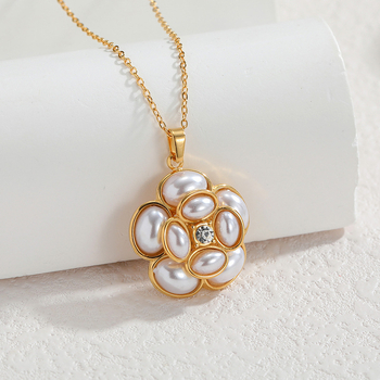 Chanel-inspiriran 3D biserno cvjetni set nakita od nehrđajućeg čelika, uključuje ogrlicu, naušnice i narukvicu