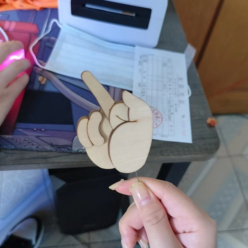 DIY uspravna srednjeg prsta broš – klizajući izražni bedž za društvene interakcije, paket materijala, zabavan poklon