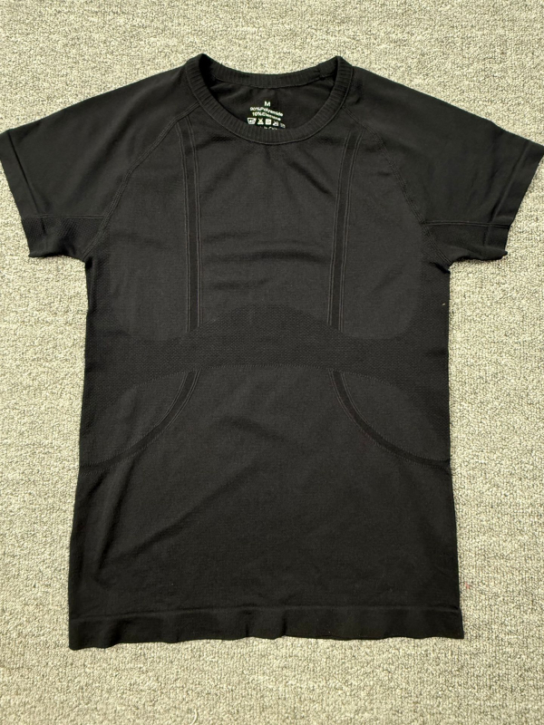 Tricou de yoga din nailon, mâneci scurte, croială strânsă, fără cusături, respirabil, uscare rapidă, pentru antrenament și purtare zilnică